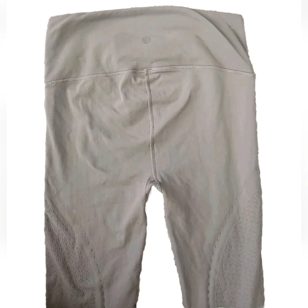 Lululemon Womens Reveal Tight 28